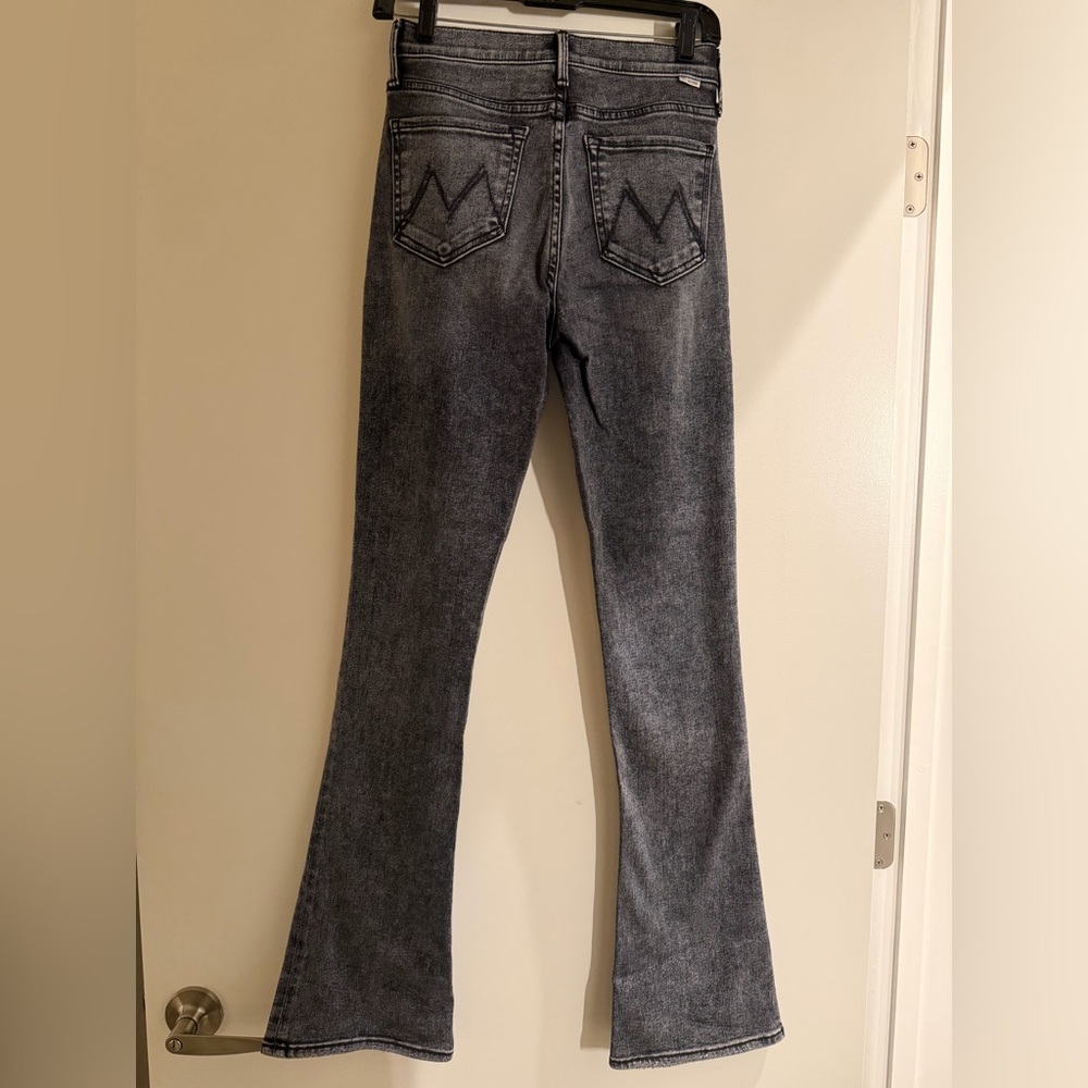 Stylish Black Flared Jeans - image 4